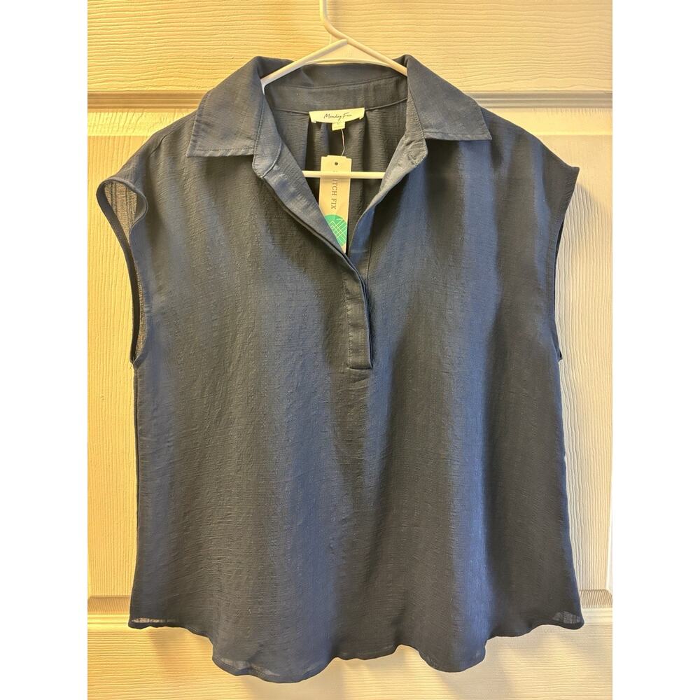 Monday Fun Stitch Fix Womens Blue Sleeveless Blouse SZ M